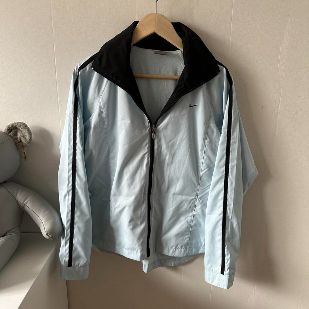 Nike blue windbreaker jacket